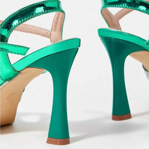 SXY Fashionable Women's
Sandals - Picture 5 of 5